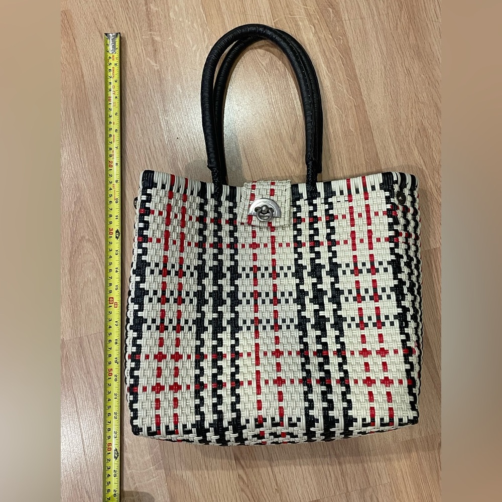 Vtg Bag Woven Plastic